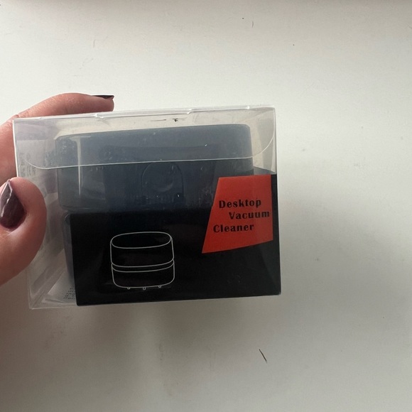 Desktop vacuum - Picture 1 of 4